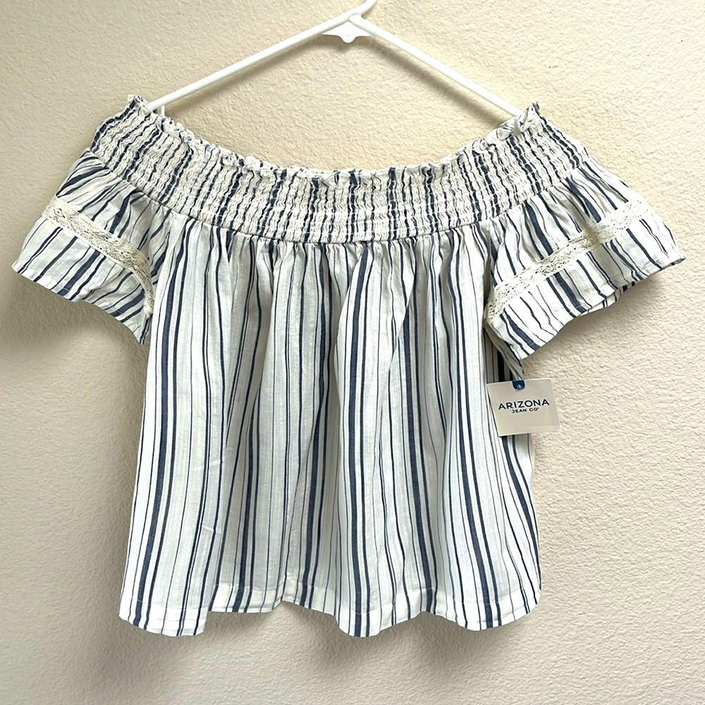 NWT Arizona Jean Co Blue White Stripe Off the Shoulder Smocked Top, Size Small
